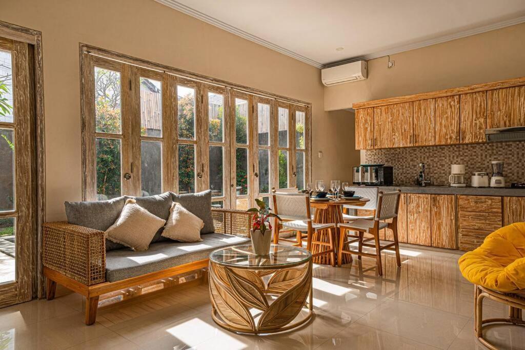 Beautiful Private 2Bed Villa 5 Mins To Finns Beach Canggu Buitenkant foto